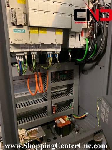 فرز سی ان سی سه محور Supermax Ycm MV106A ساخت تایوان